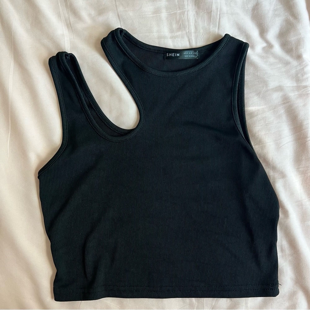 Back cut out top